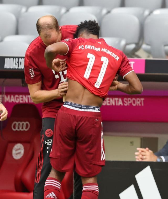 kaiyun-莱万们回归却不进球连败，纳格尔斯曼开始急了吗？